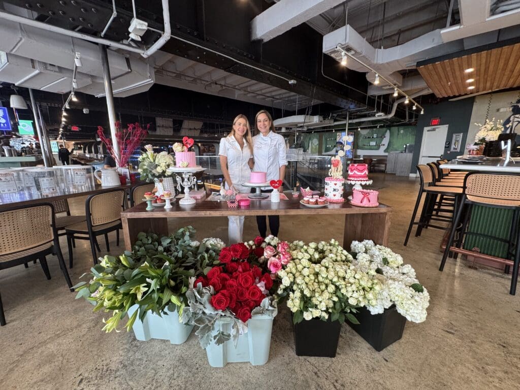 Mariana and Indira at the Petals. bubbles & cake Workshop.