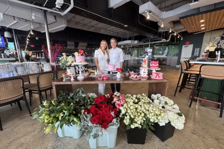 Mariana and Indira at the Petals. bubbles & cake Workshop.